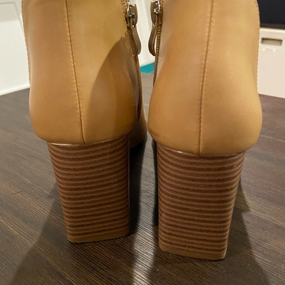 Qupid Heels - Picture 3 of 4